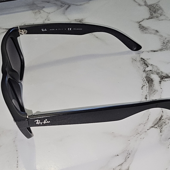 Rayban Black Sunglasses for Men, New in good condition - Picture 5 of 6